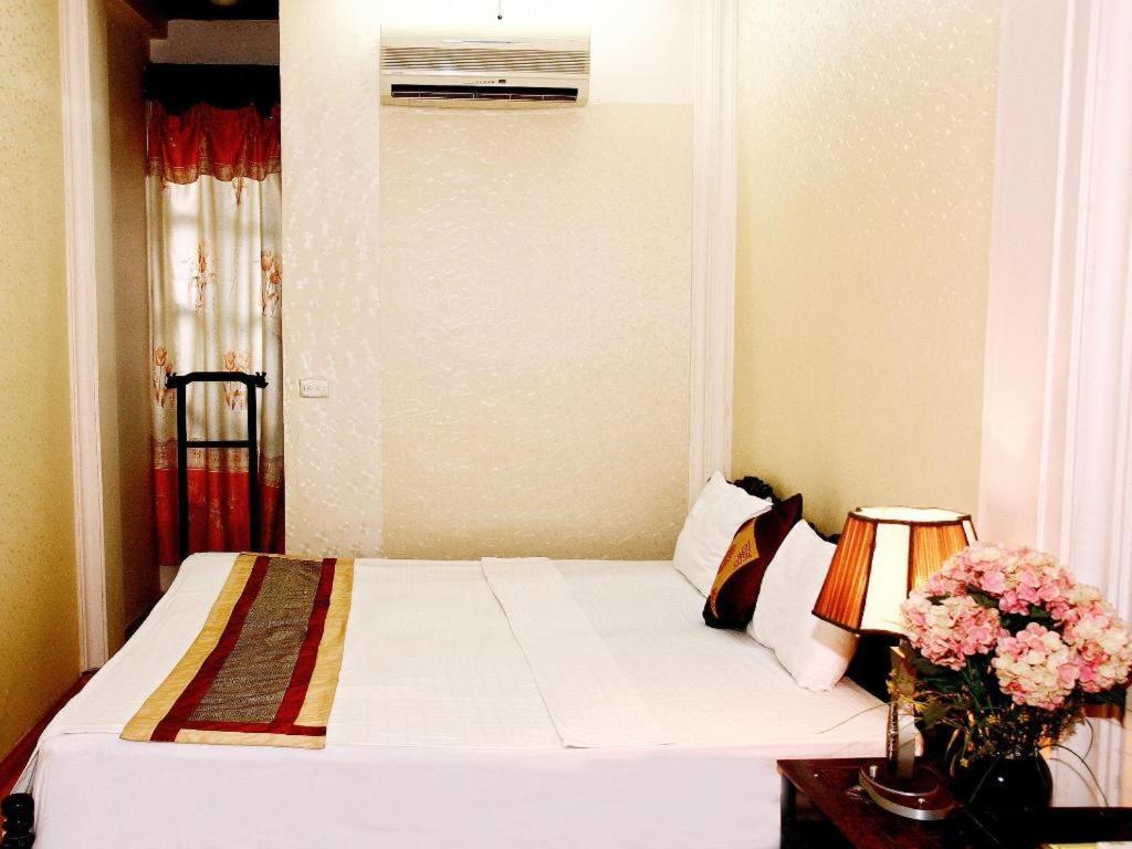 Kangaroo Hostel Hanoi Exterior photo